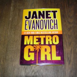 JANET EVANOVICH Metro Girl 1st SIGNED